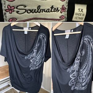 Soulmates Women’s Black Short Sleeve Scoop Neck Blouse Size 1X